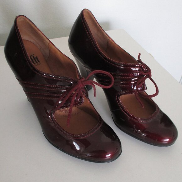 Sofft Womens Wine Patent Leather Mary Jane Pump w/3.5" Heel NWOB - Size 7.5N - Picture 1 of 8